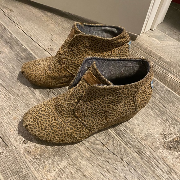 tom’s wedges - Picture 4 of 5